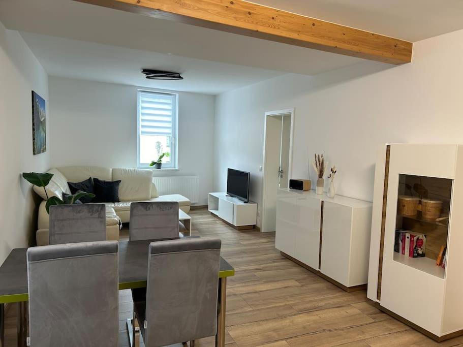 Apartamento Eisfelder Auszeit Exterior foto